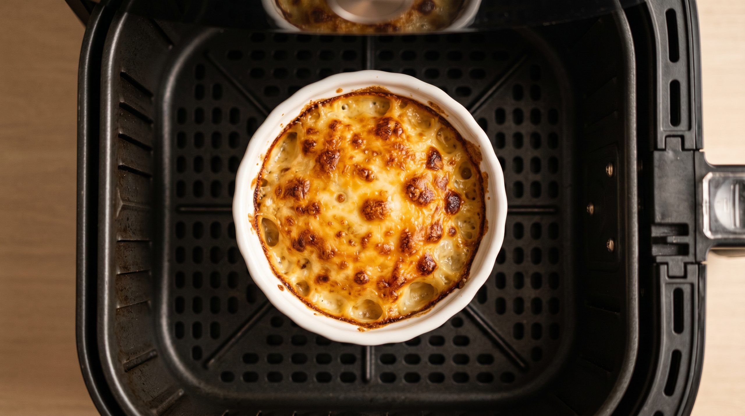 Mat i en form i en airfryer